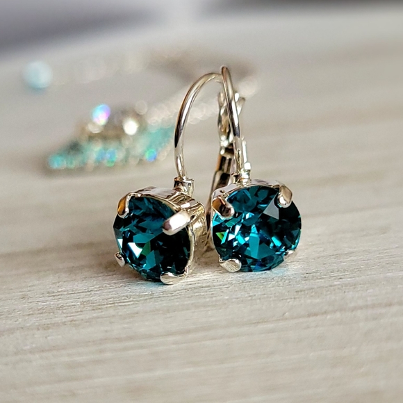 Austrian Crystal Earrings in Shiny Silver - Picture 4 of 5